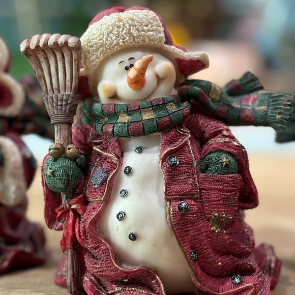 Vintage 90s Hallmark Don Mechanic Snow Folk Figurines, Set of 4 Collectible - Picture 3 of 12
